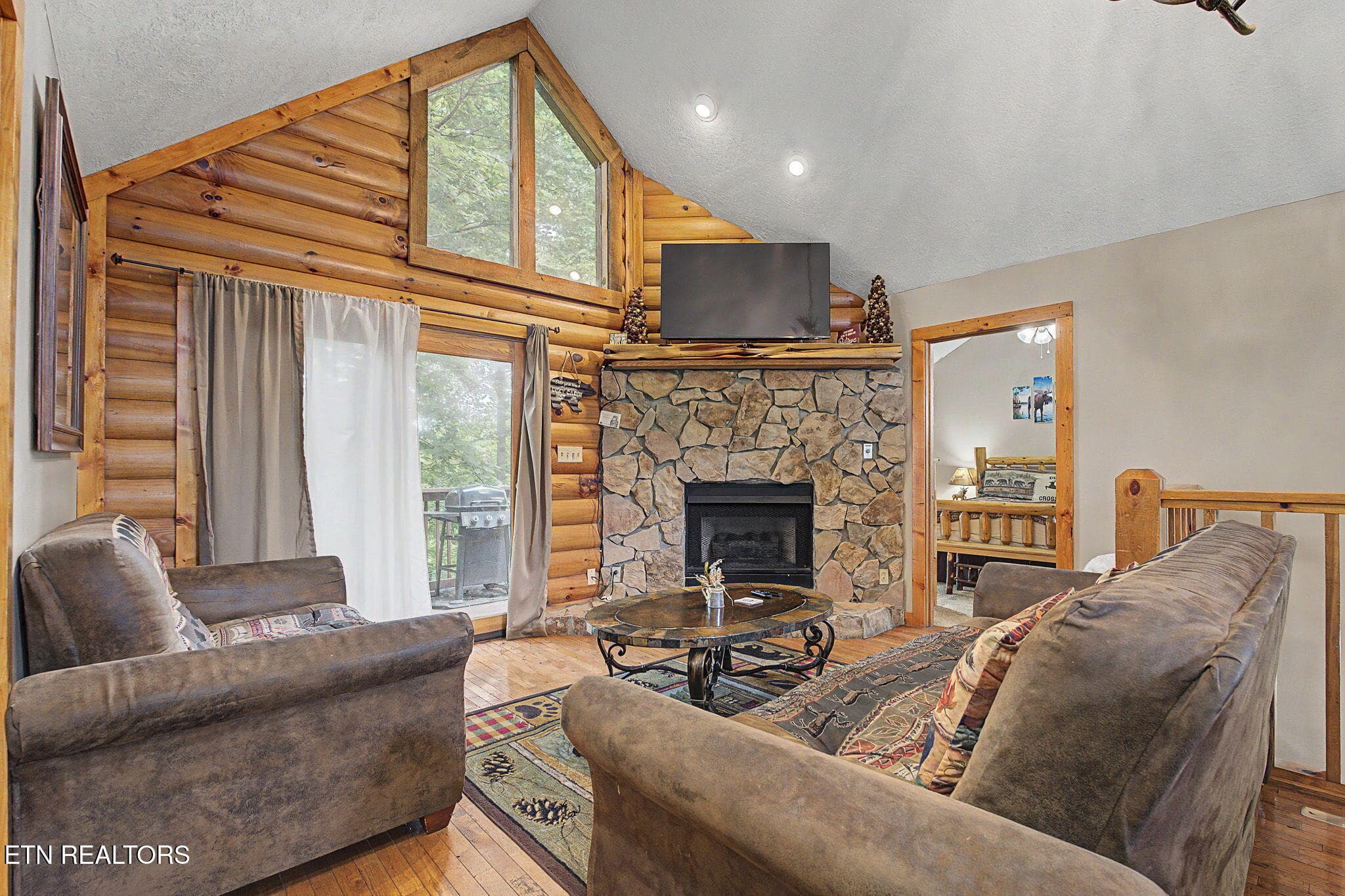 16-web-or-mls-2805-alexander-pl - 2805 Alexander Place, Pigeon Forge, TN 37863, Pigeon Forge