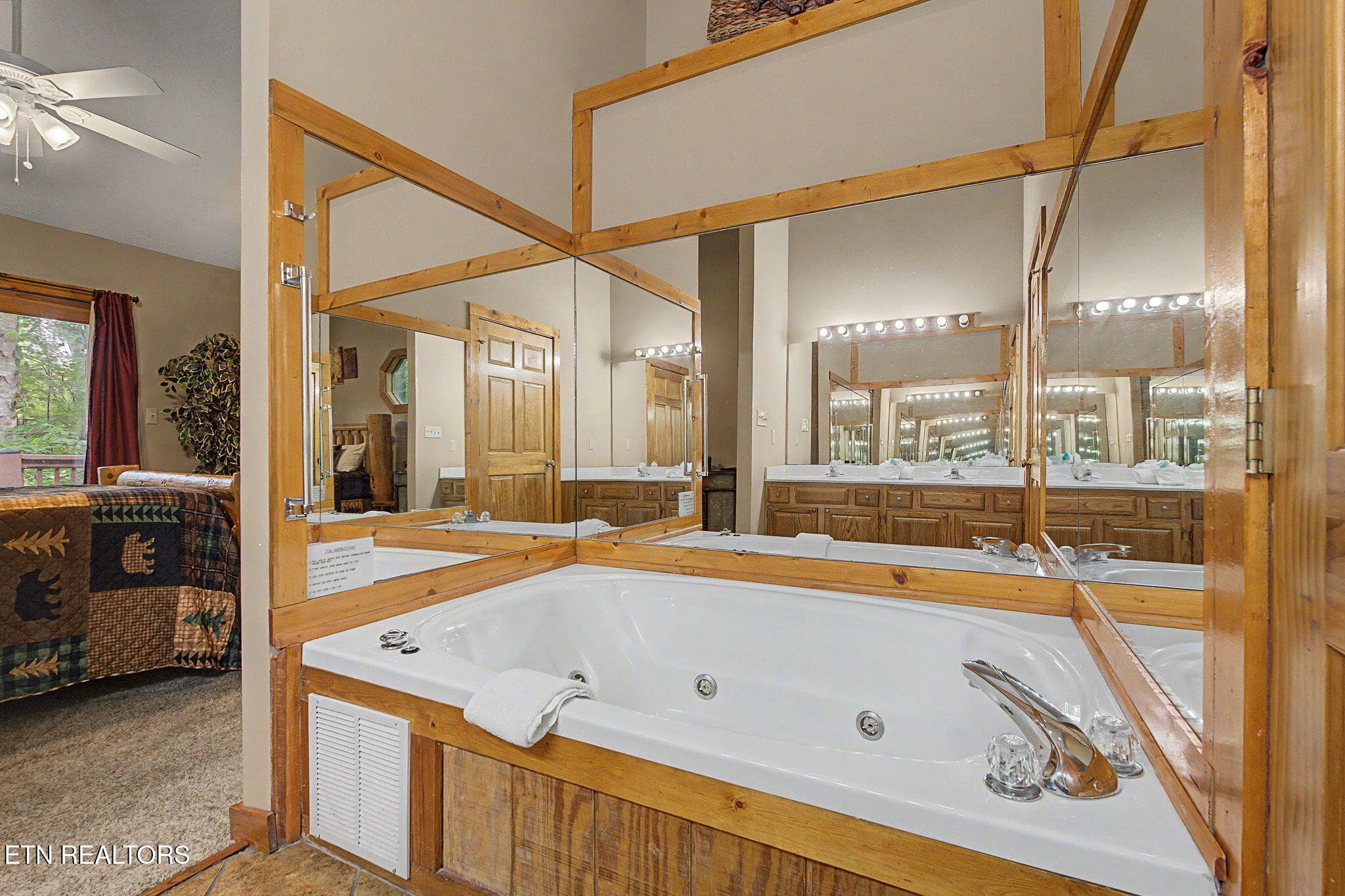 21-web-or-mls-2805-alexander-pl - 2805 Alexander Place, Pigeon Forge, TN 37863, Pigeon Forge