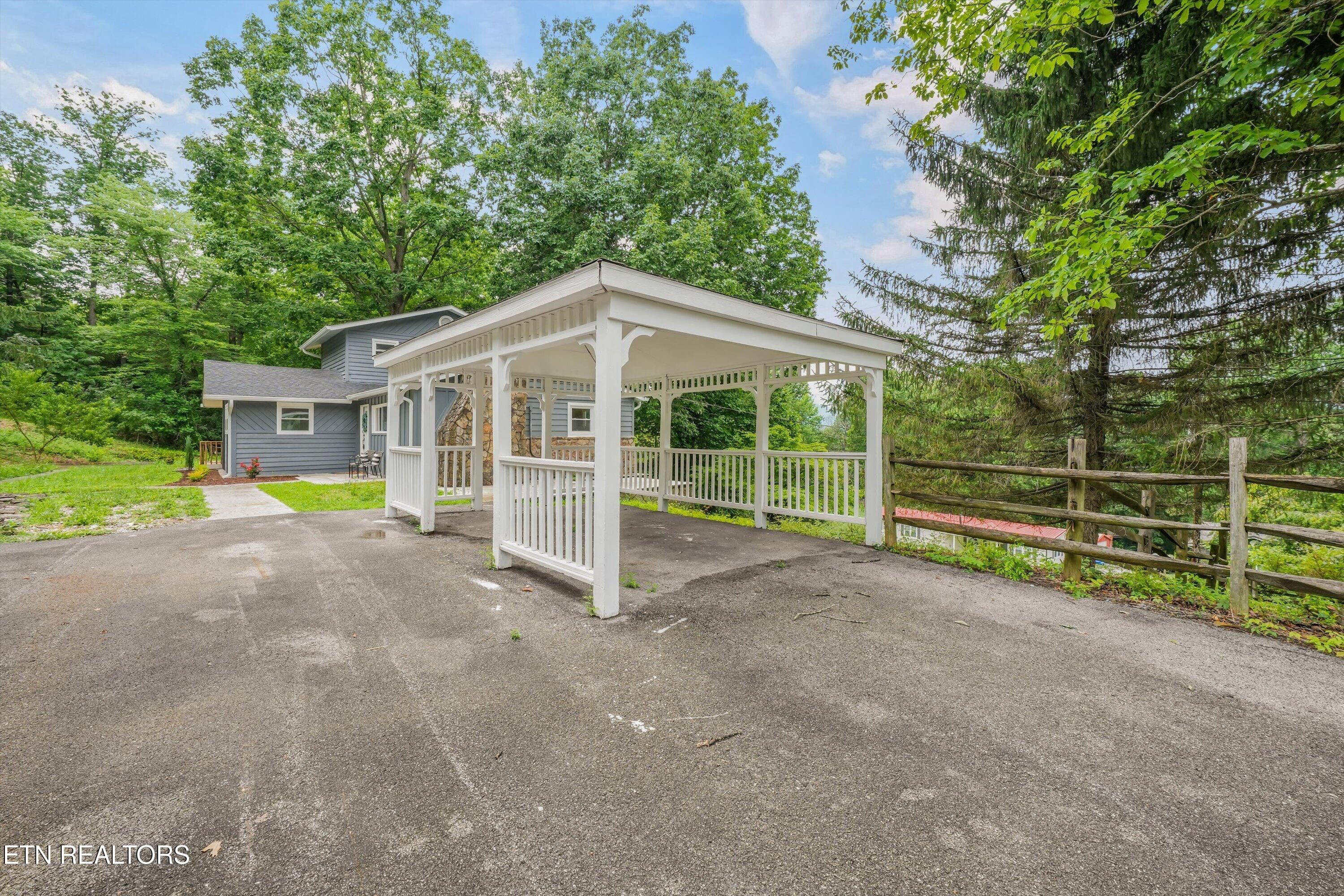 39-285 Vanover Ln49 - 285 Vanover Lane, Jacksboro, TN 37757, Jacksboro
