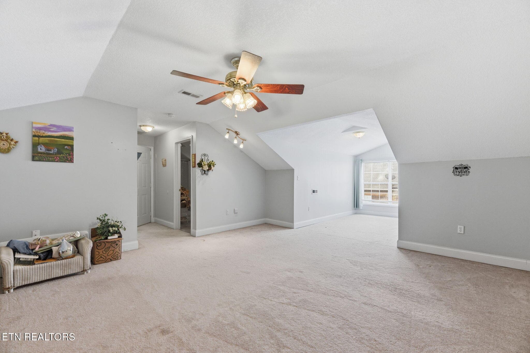 25-web-or-mls-Gzb1127 (27) - 1127 Gazebo Way, Powell, TN 37849
