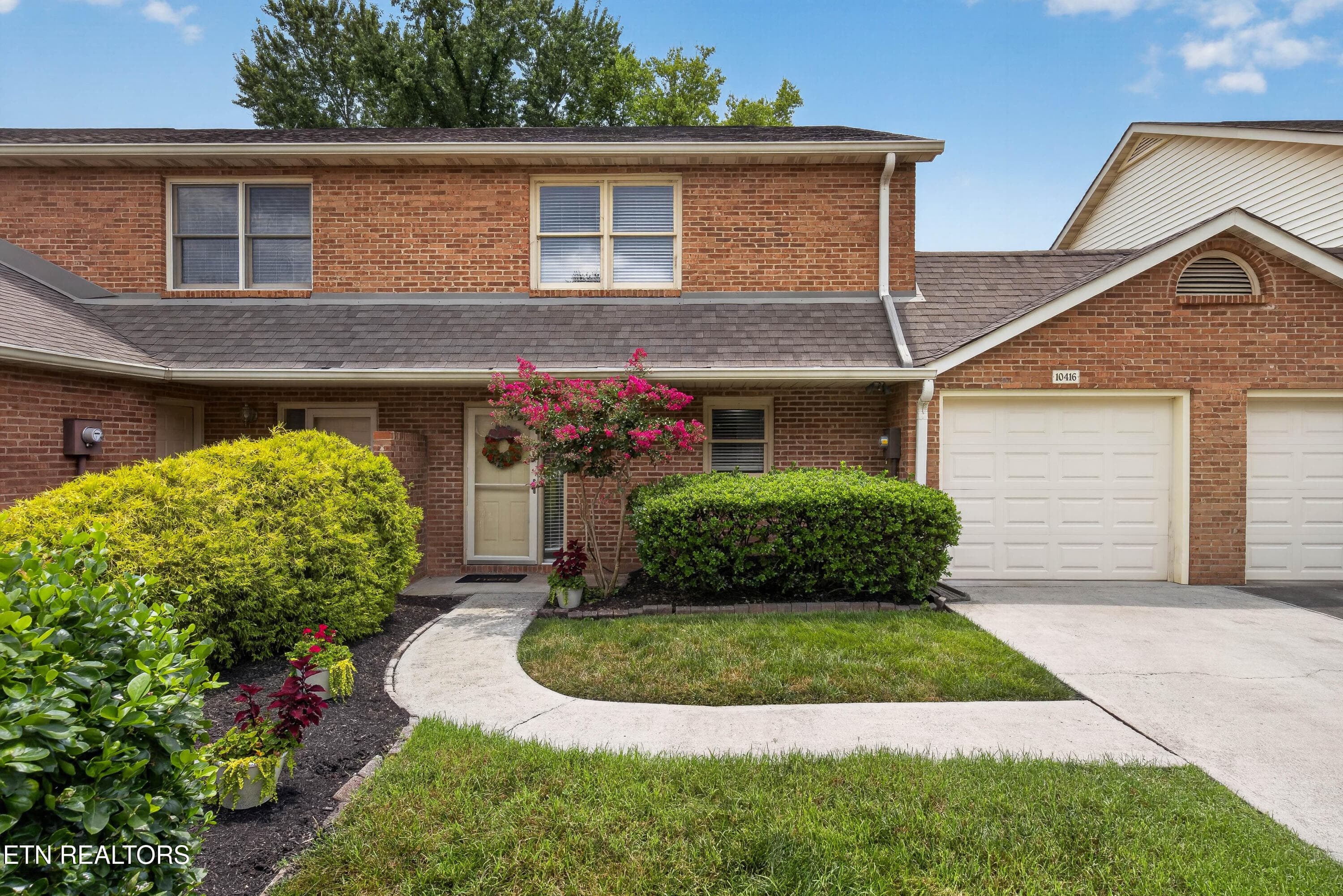 10416 Ravenbrook Lane, Knoxville, TN 37922