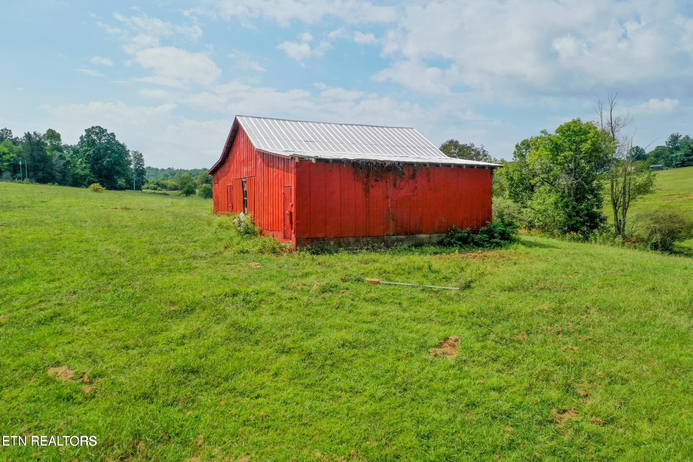 Beautiful Scenery - 2522 Grey Ridge Rd, Maryville, TN 37801