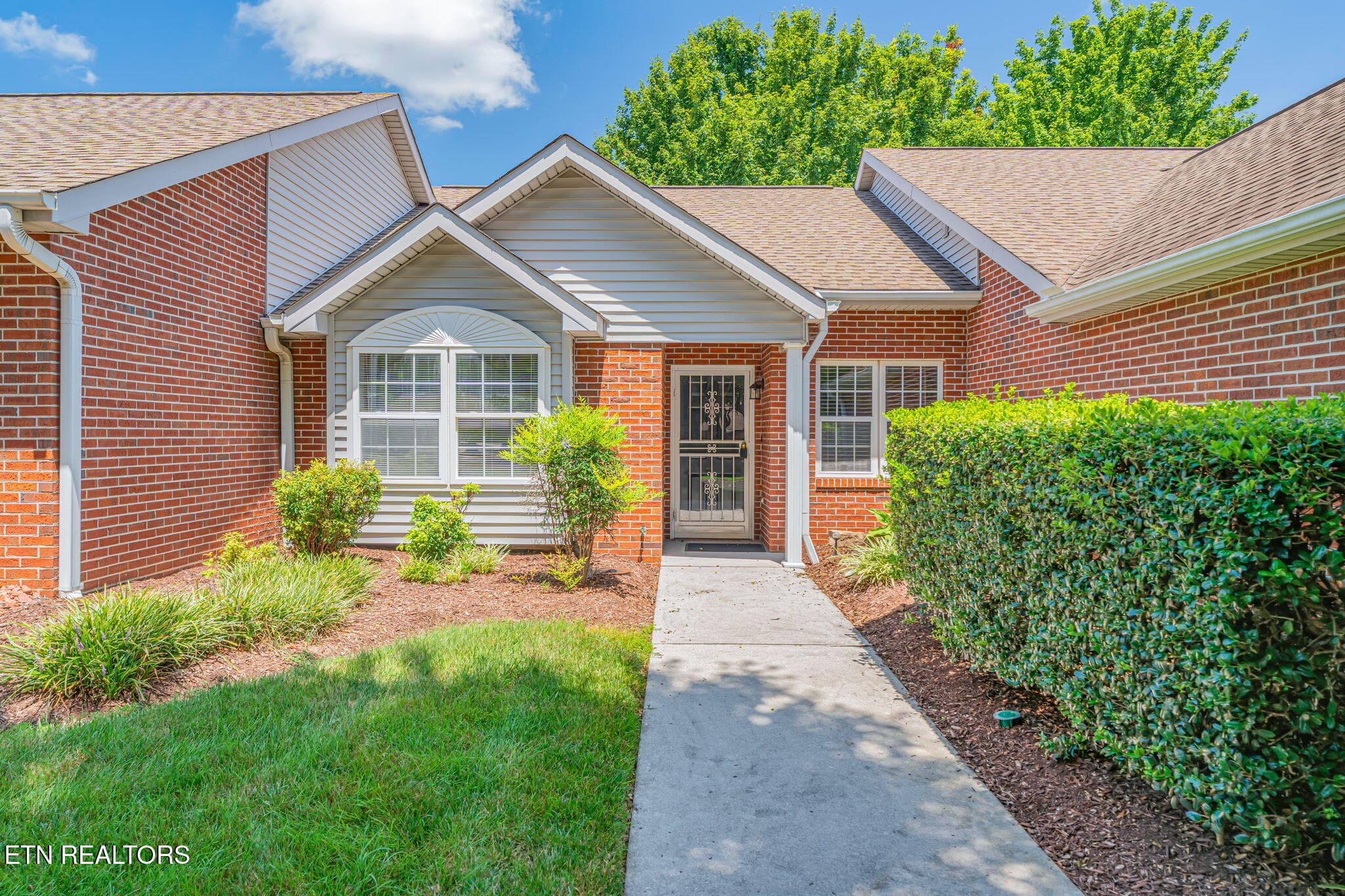 Inwood II - 715 Cedar Lane 102, Knoxville, TN 37912
