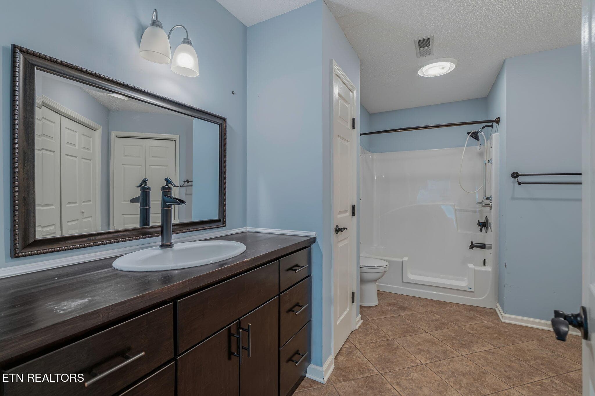 Master Bath - 715 Cedar Lane 102, Knoxville, TN 37912