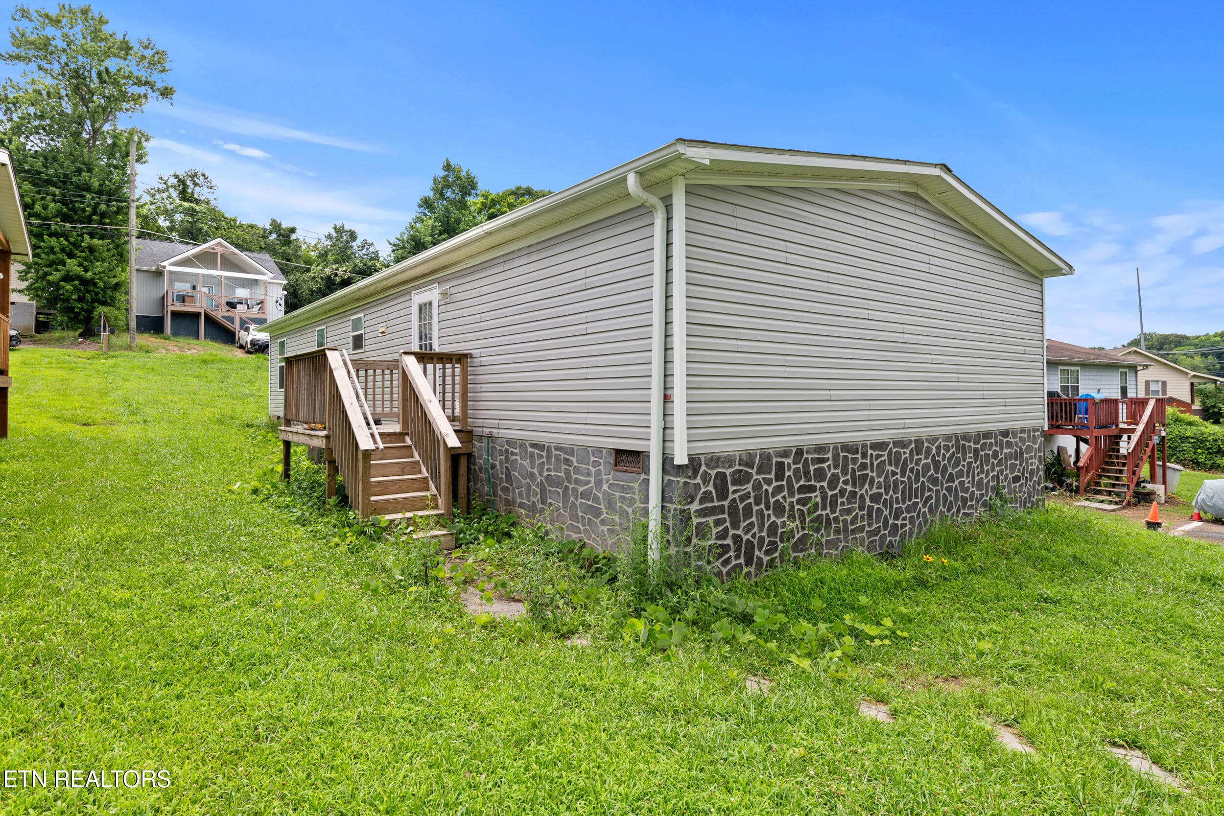 1931 massachusetts ave-31 - 1931 Massachusetts Ave, Knoxville, TN 37921, Knoxville