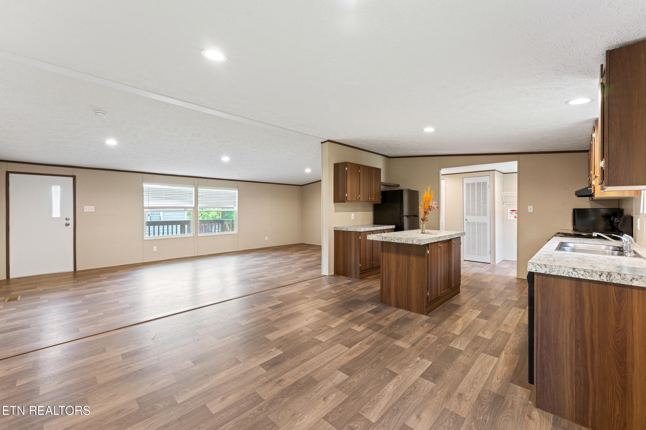 1931 massachusetts ave-11 - 1931 Massachusetts Ave, Knoxville, TN 37921, Knoxville