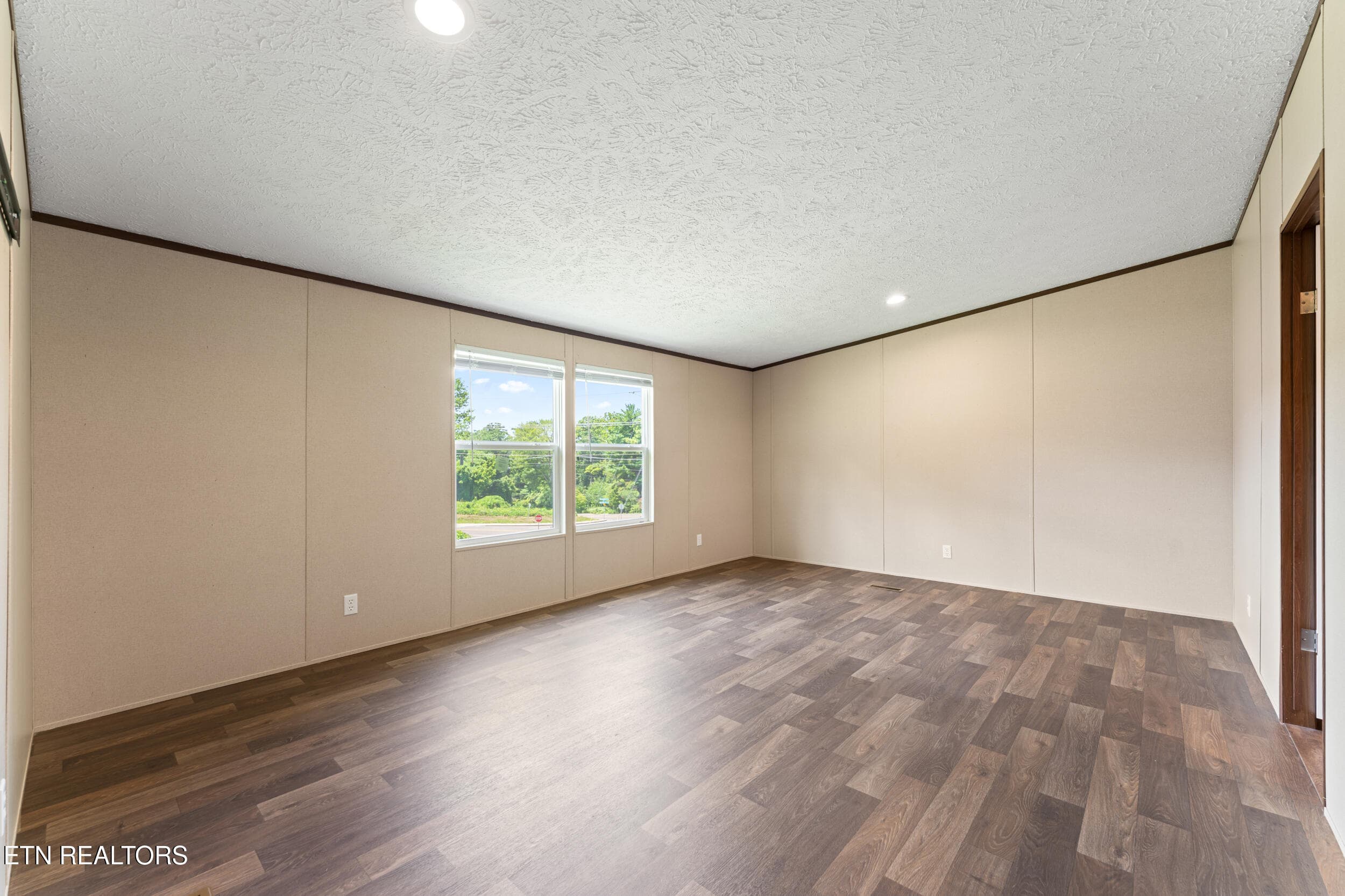 1931 massachusetts ave-19 - 1931 Massachusetts Ave, Knoxville, TN 37921, Knoxville