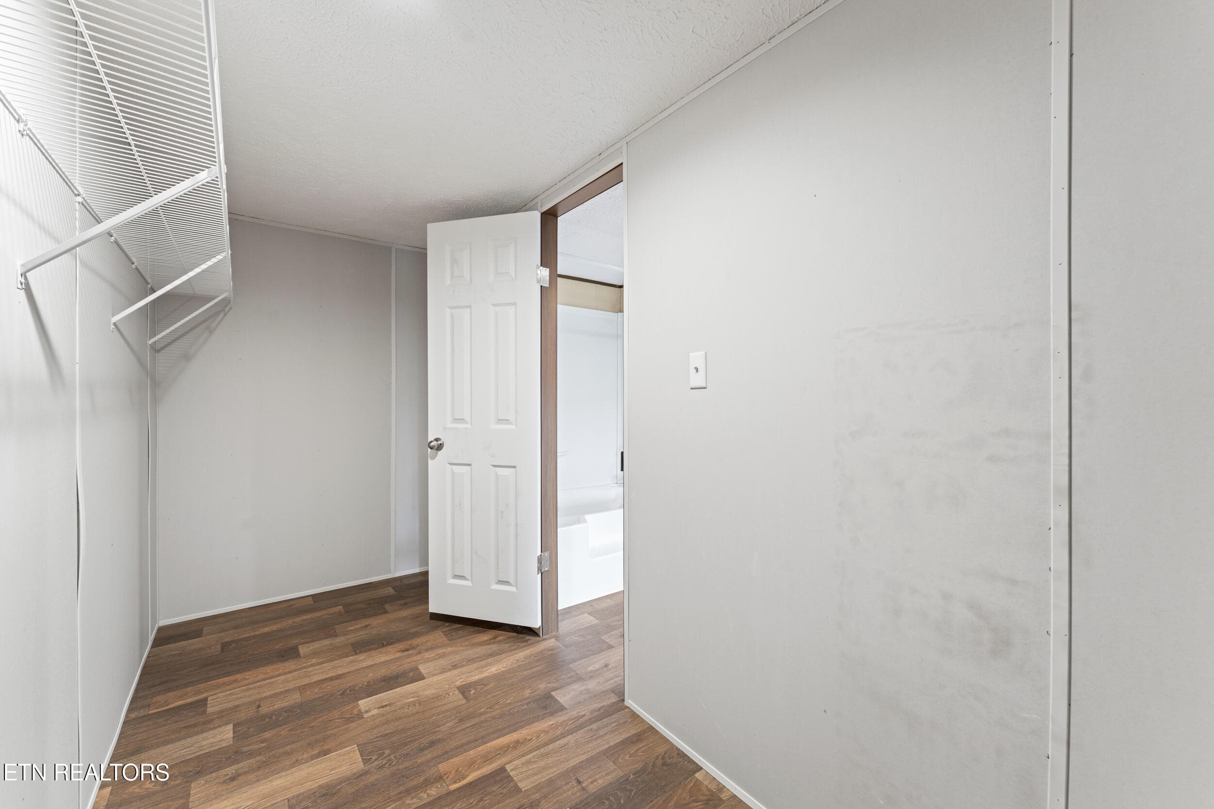 1931 massachusetts ave-23 - 1931 Massachusetts Ave, Knoxville, TN 37921, Knoxville