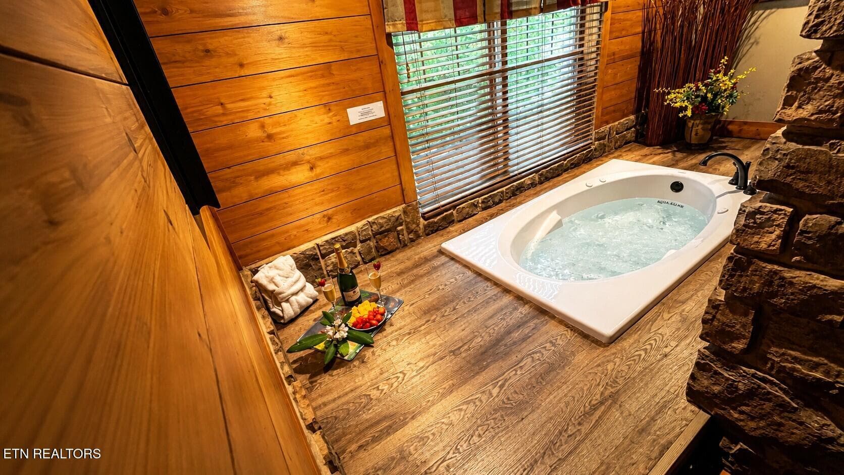 10d5b260-2167-4ac4-a855-00d1cd425194 - 1132 Anastasia Way, Gatlinburg, TN 37738, Gatlinburg