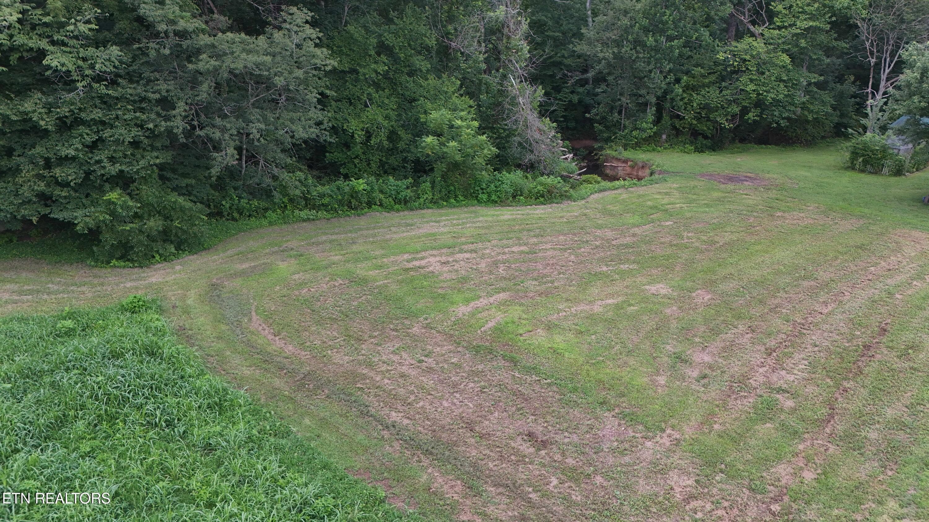 305 christain community rd -- Field 1c - 340 Christian Community Rd, Livingston, TN 38570