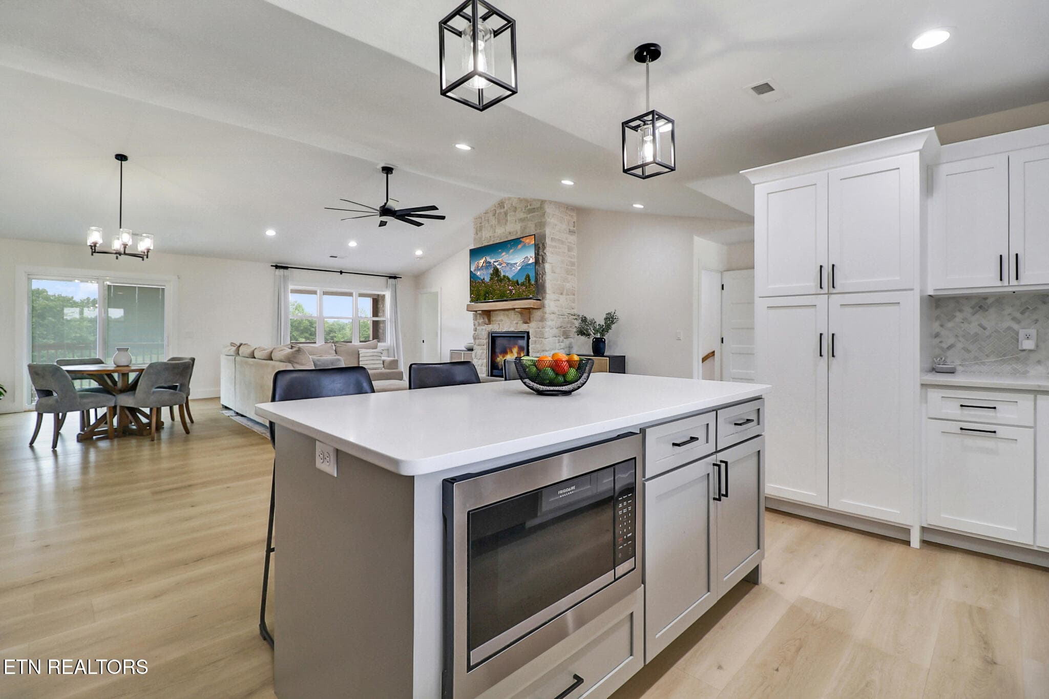 Kitchen - 322 Randolph Rd, Crossville, TN 38571