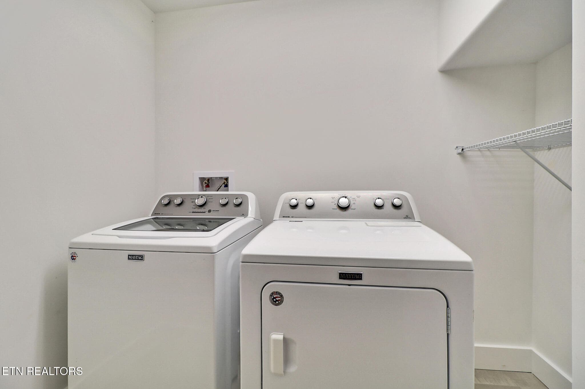 Laundry Room - 322 Randolph Rd, Crossville, TN 38571