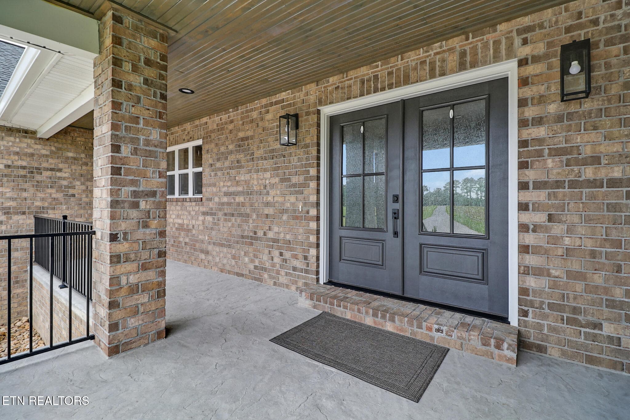 Front Door - 322 Randolph Rd, Crossville, TN 38571