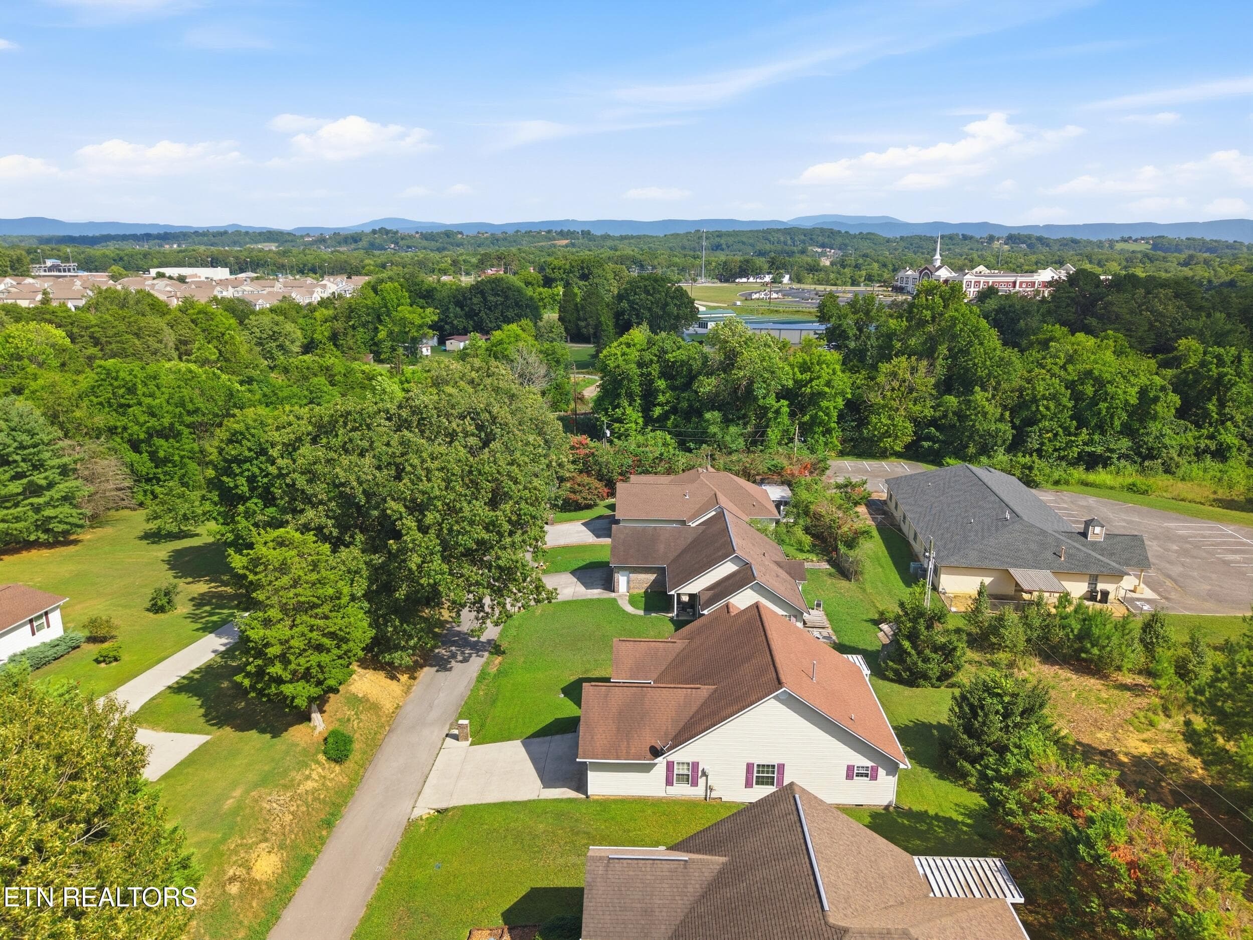 13_119 matthews rd, maryville, tn 37801_ - 119 Matthews Rd, Maryville, TN 37801