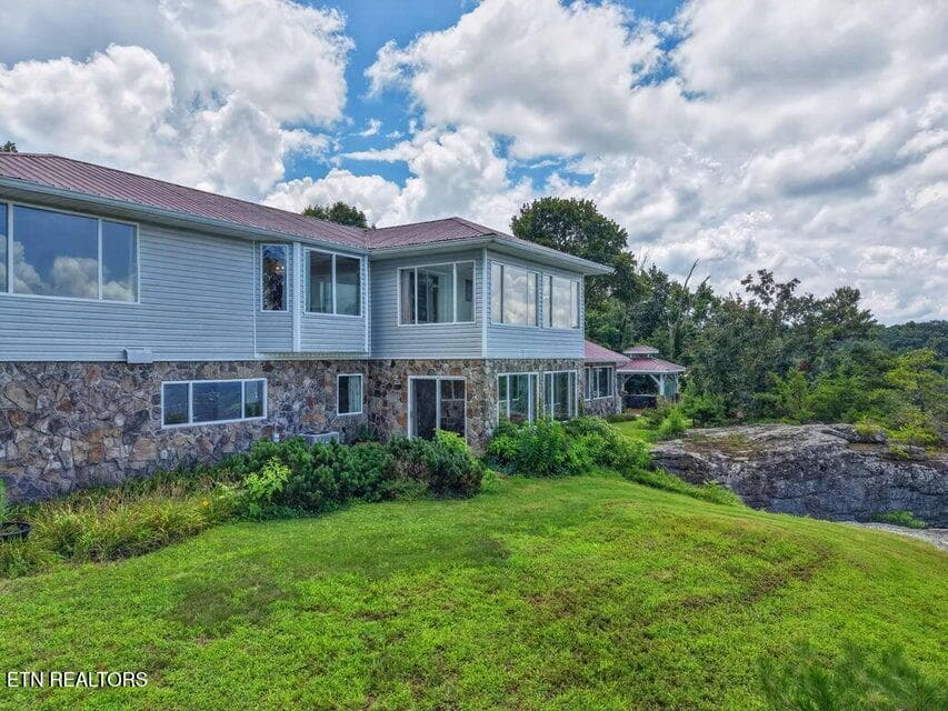 4 - 1981 Porch Rock Rd, Pikeville, TN 37367