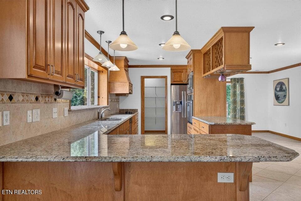 16 - 1981 Porch Rock Rd, Pikeville, TN 37367