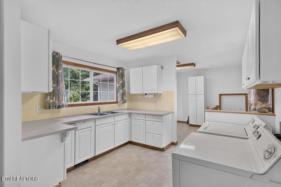 37 - 1981 Porch Rock Rd, Pikeville, TN 37367