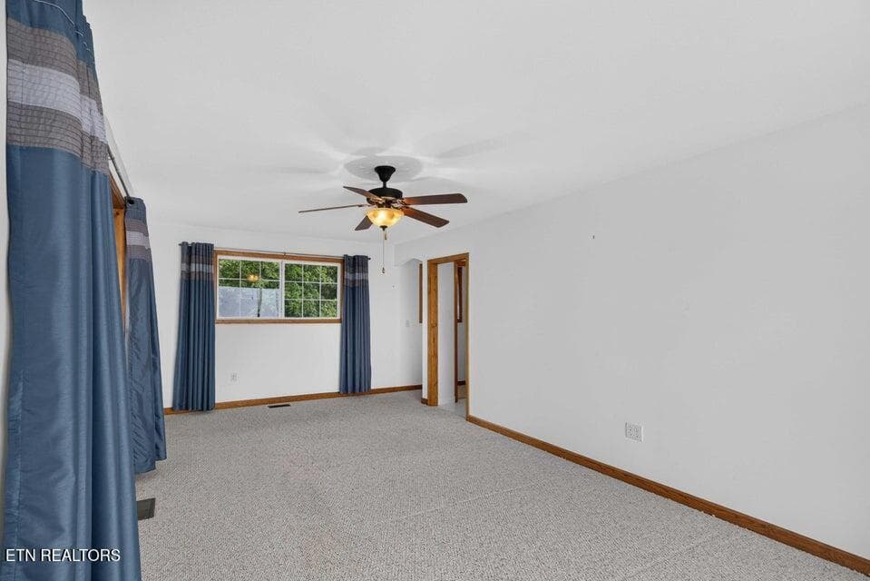 55 - 1981 Porch Rock Rd, Pikeville, TN 37367
