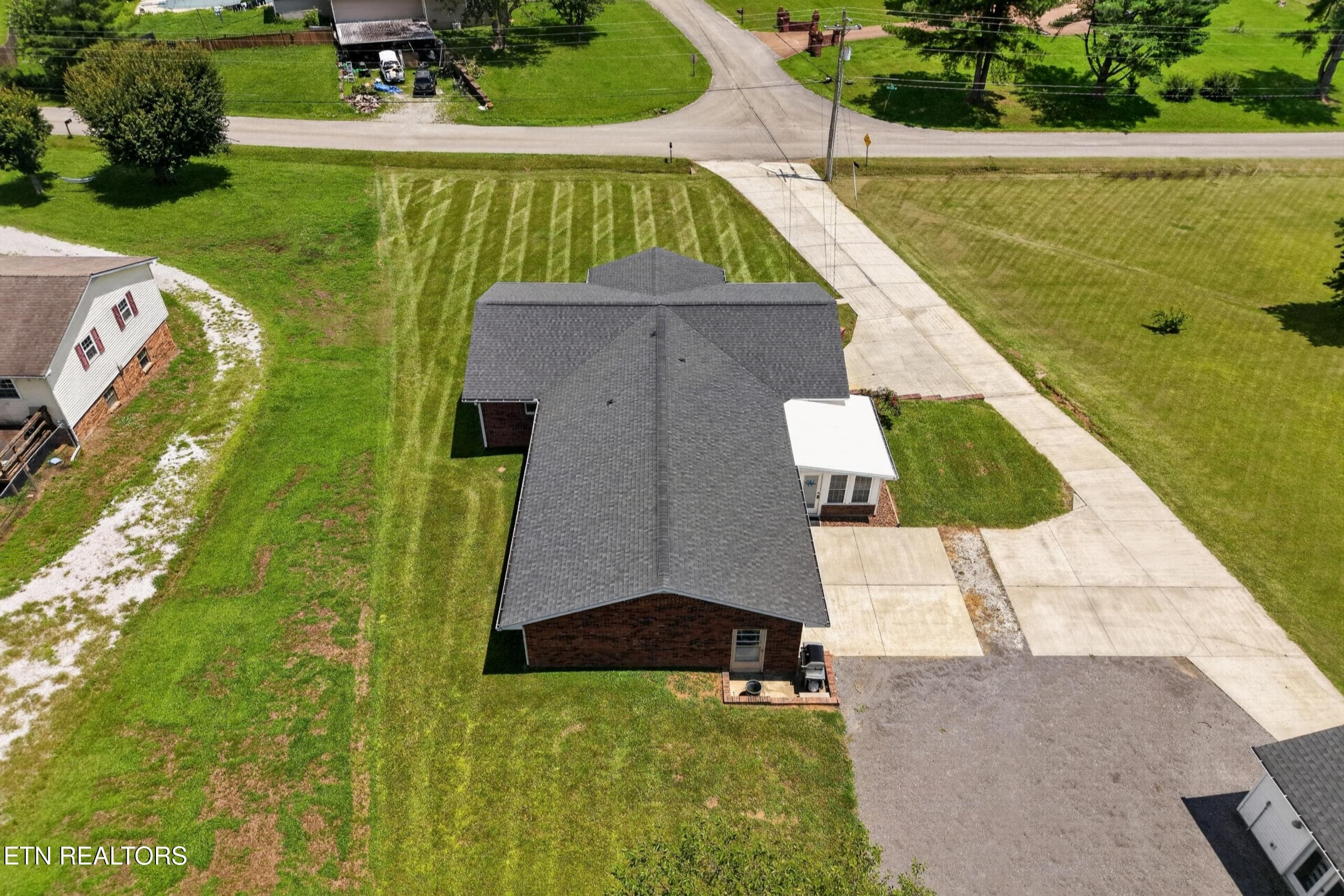 DJI_20260716022508_0053_D - 225 West Gate Drive, Baxter, TN 38544, Baxter