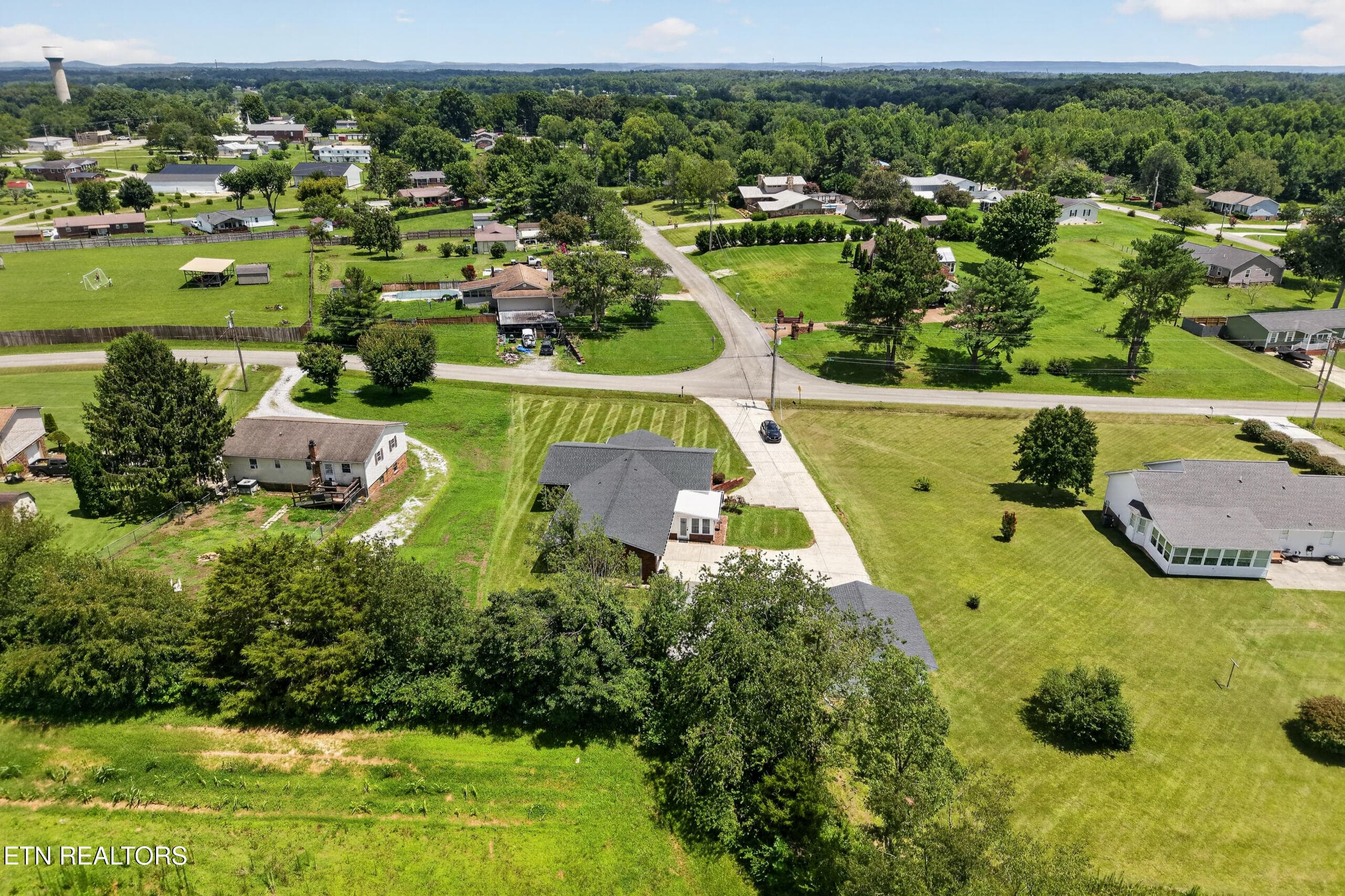 DJI_20260716022657_0056_D - 225 West Gate Drive, Baxter, TN 38544, Baxter