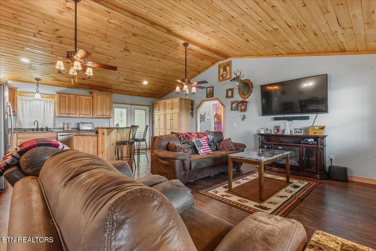 04-251 Cr 67-25 - 251 County Road 67, Riceville, TN 37370
