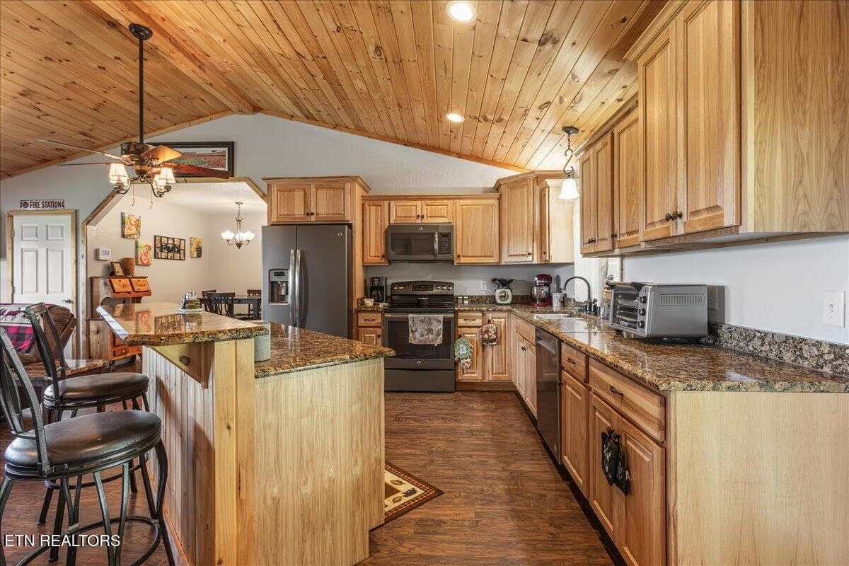08-251 Cr 67-29 - 251 County Road 67, Riceville, TN 37370
