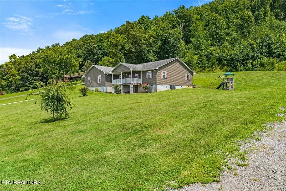 02-251 Cr 67-51 - 251 County Road 67, Riceville, TN 37370