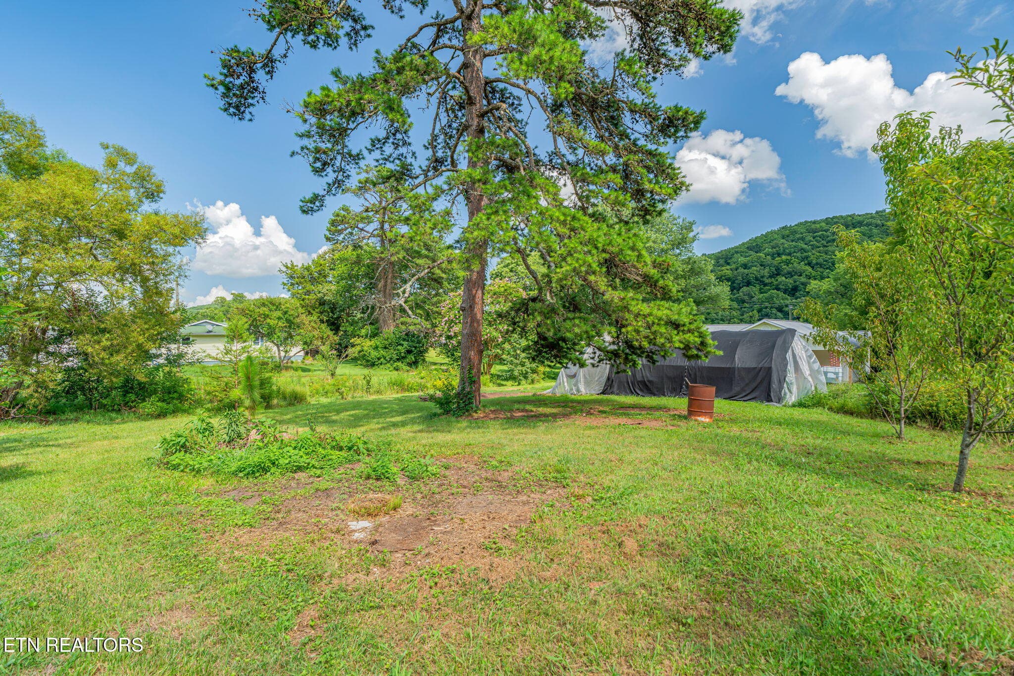 3-web-or-mls-231 Wright Road-2 - 231 Wright Rd, Oliver Springs, TN 37840, Oliver Springs