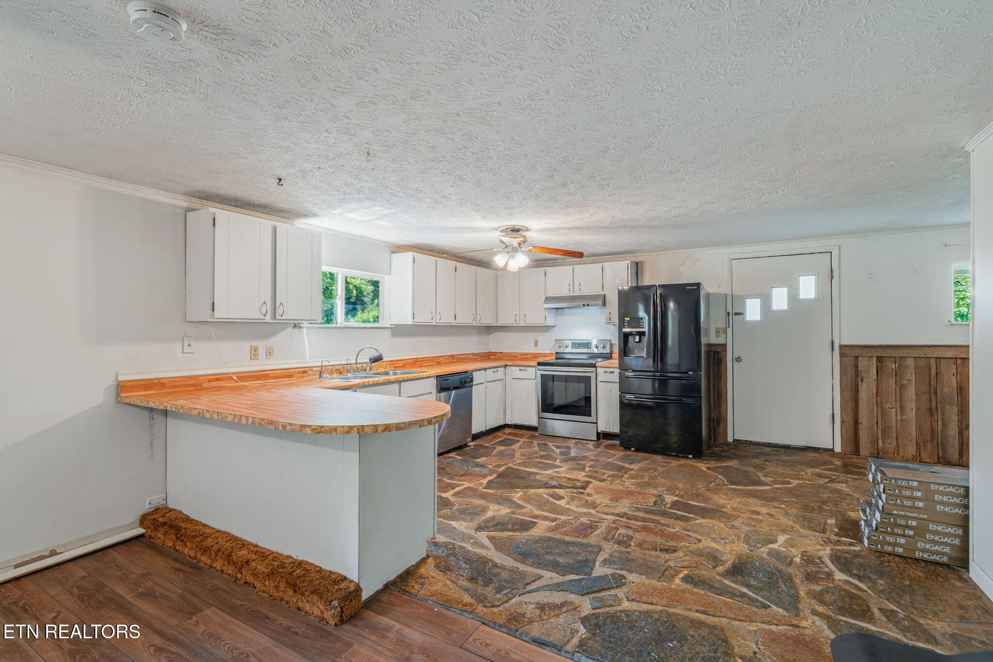 24-web-or-mls-231 Wright Road-25 - 231 Wright Rd, Oliver Springs, TN 37840, Oliver Springs
