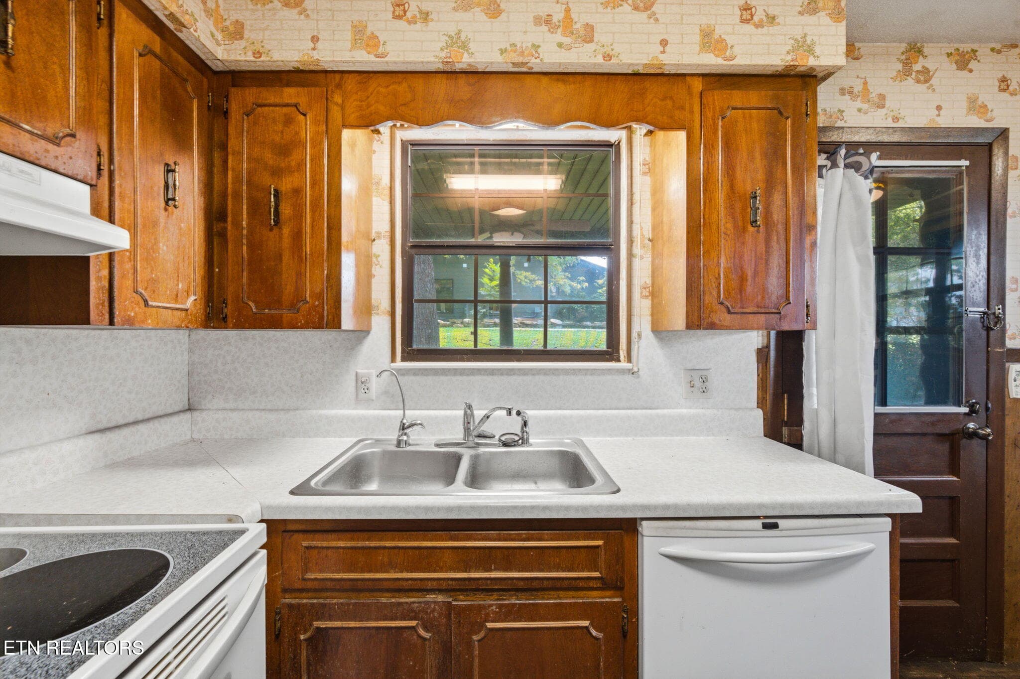 7-web-or-mls-4009-Hitching-Post-Rd-Pigeo - 4009 Hitching Post Rd, Pigeon Forge, TN 37863, Pigeon Forge
