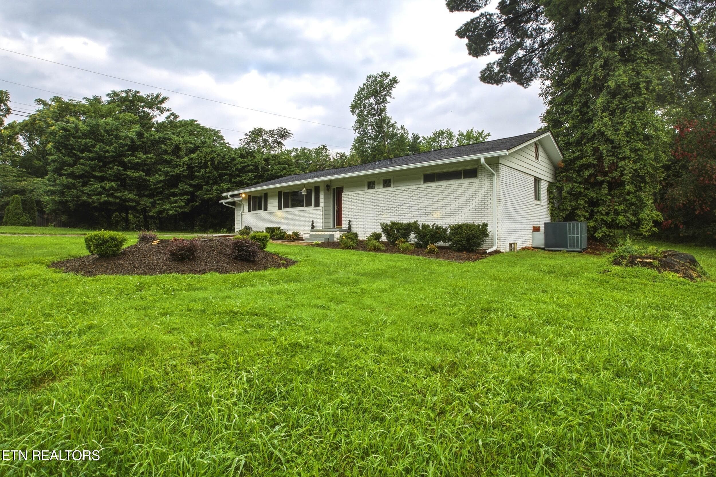 30_cf4a5959_535c6b80 - 6919 Dorchester Drive, Knoxville, TN 37909, Knoxville