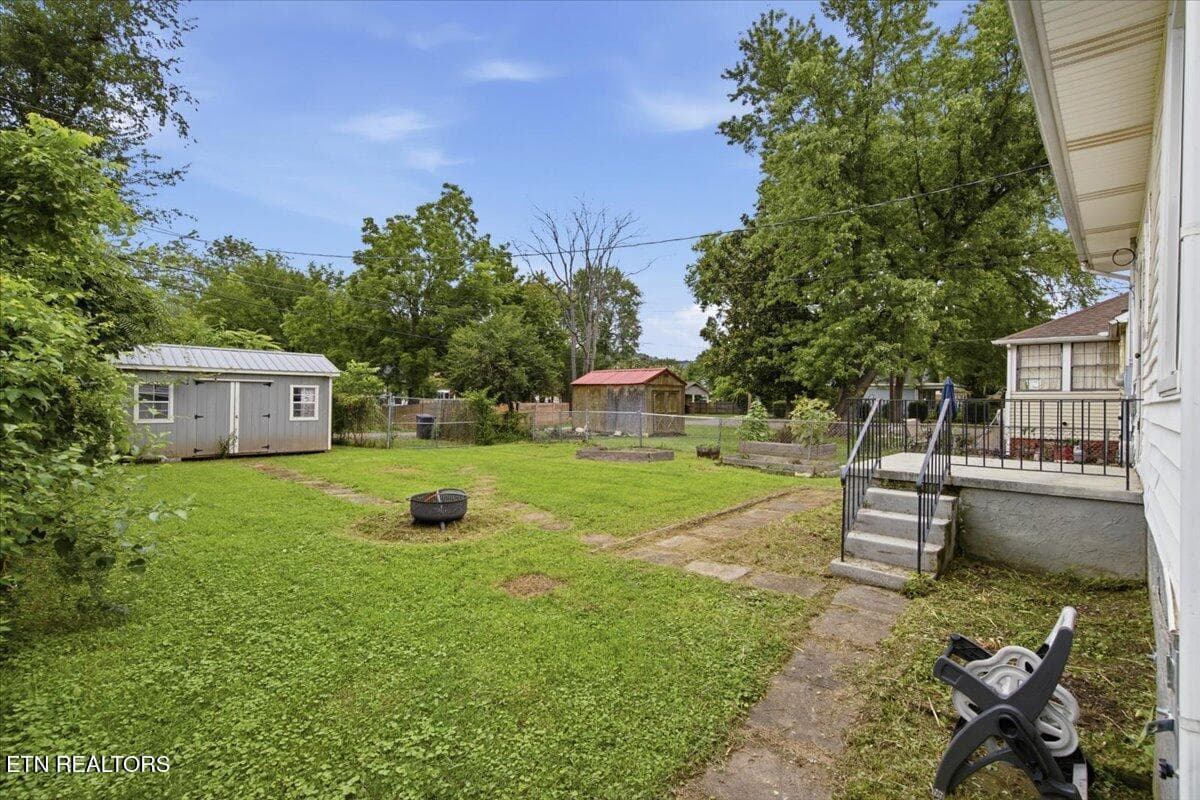 23-IMG_7031 - 227 E Burwell Ave, Knoxville, TN 37917, Knoxville
