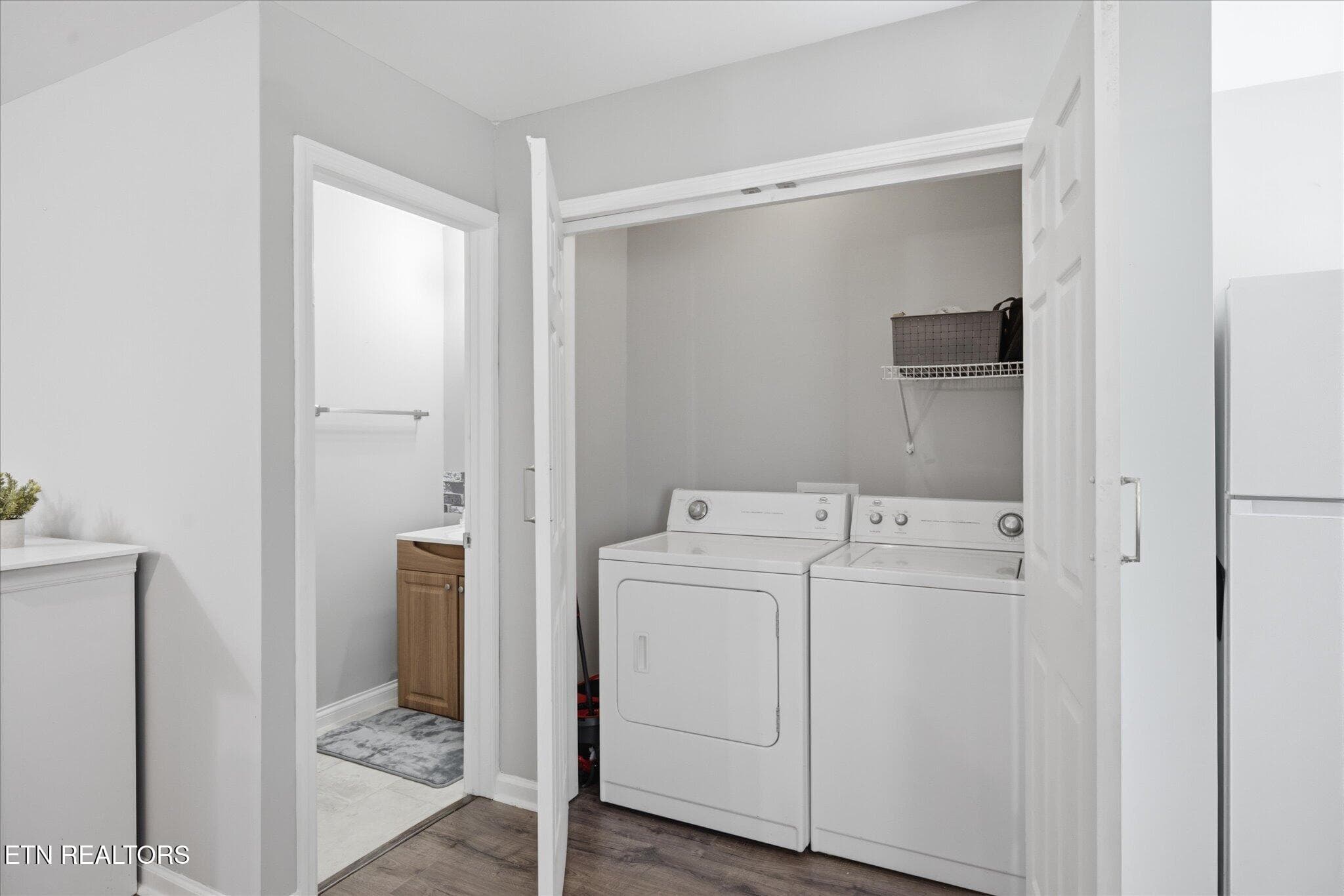 2nd laundry lower level - 2718 Chukar Rd, Knoxville, TN 37923