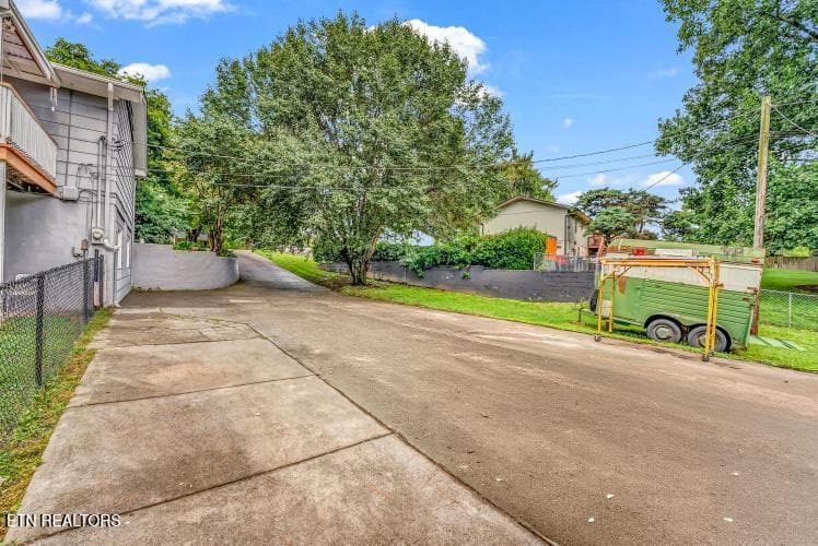 favpu1l2h3 - 7765 Maida Vale Circle, Powell, TN 37849