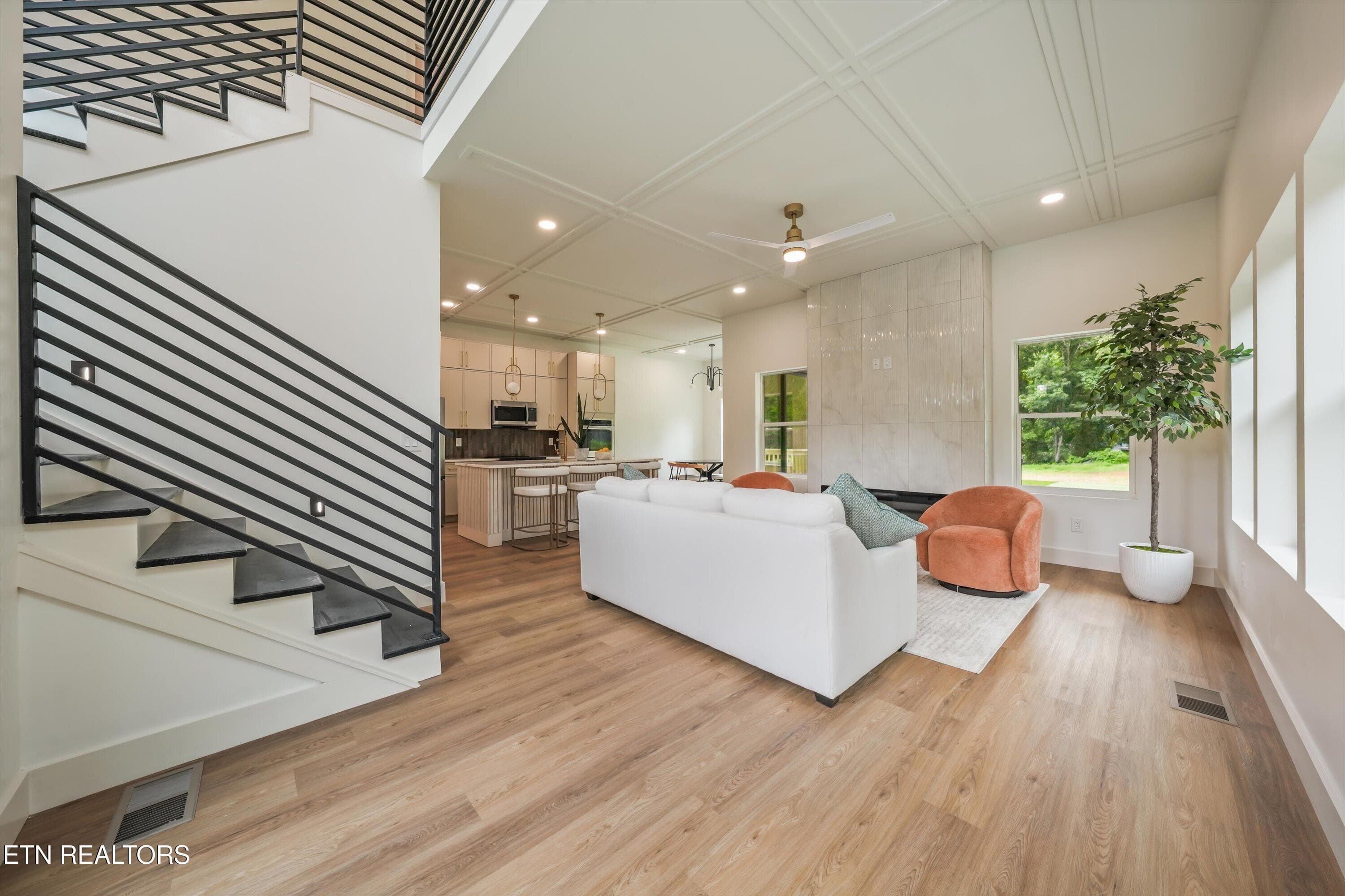 02-1904 Amherst Rd01 - 1904 Amherst Rd, Knoxville, TN 37921