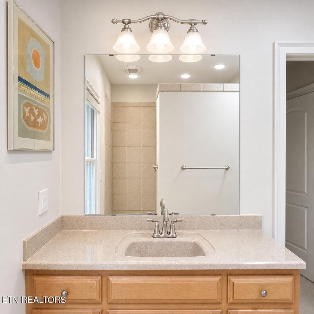 23 - 25 Oakcrest Circle, Crossville, TN 38558, Crossville