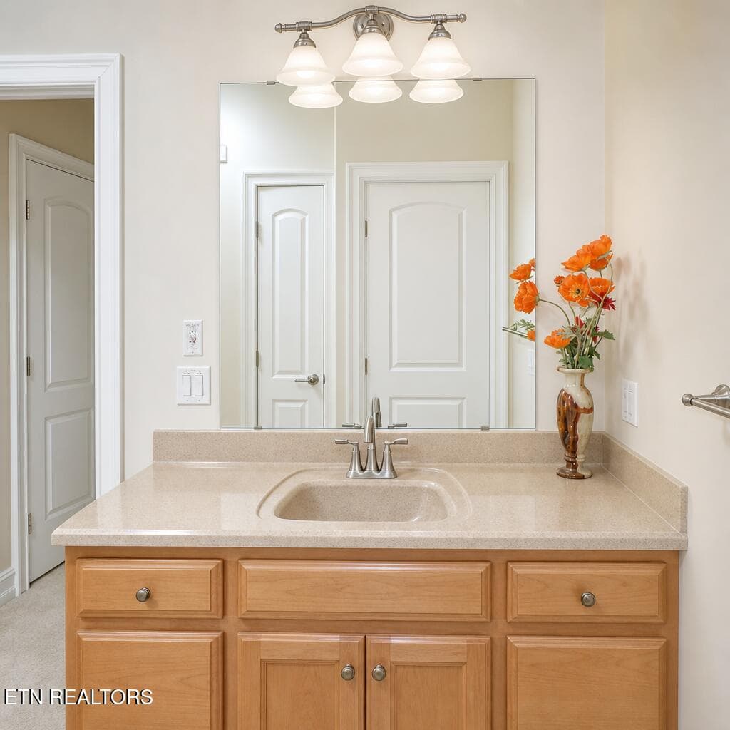 24 - 25 Oakcrest Circle, Crossville, TN 38558, Crossville
