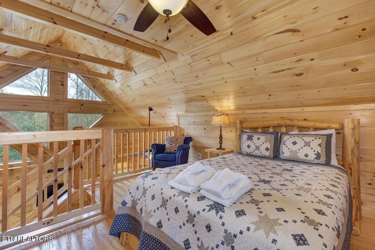 Sleeping area and soaring ceilings - 820 Crest View Drive, Gatlinburg, TN 37738, Gatlinburg