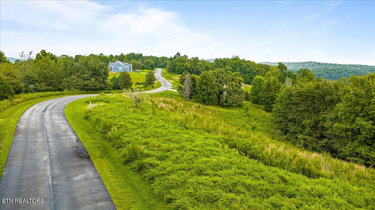 14-126 Emerald Pointe Cir - 126 Emerald Pointe Circle, Rockwood, TN 37854, Rockwood