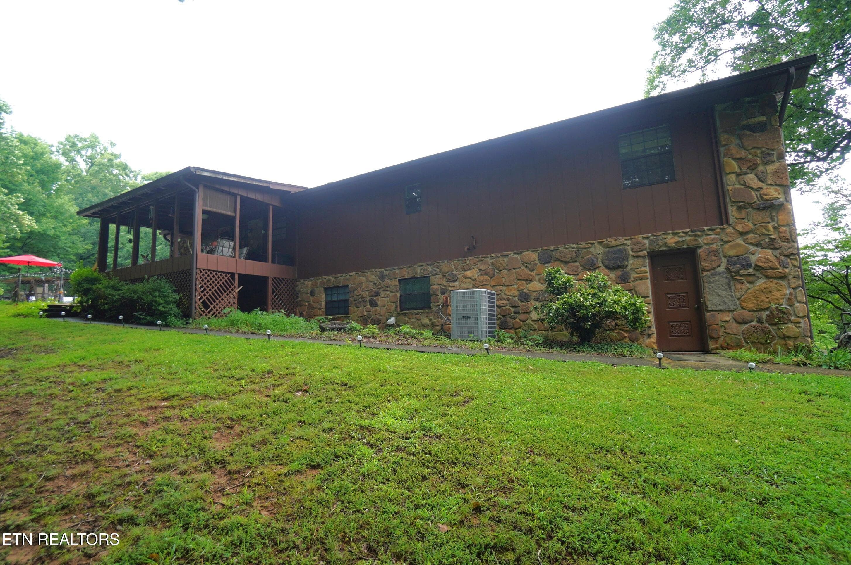 john sevier - garrigan (12) - 2101 W Governor John Sevier Hwy, Knoxville, TN 37920