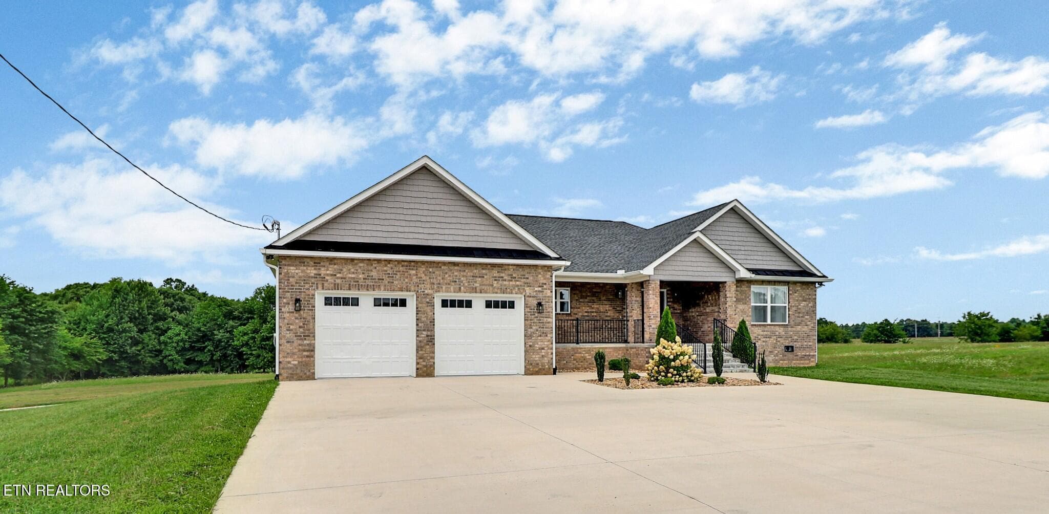 n44a8418-n44a8422 - 322 Randolph Rd, Crossville, TN 38571
