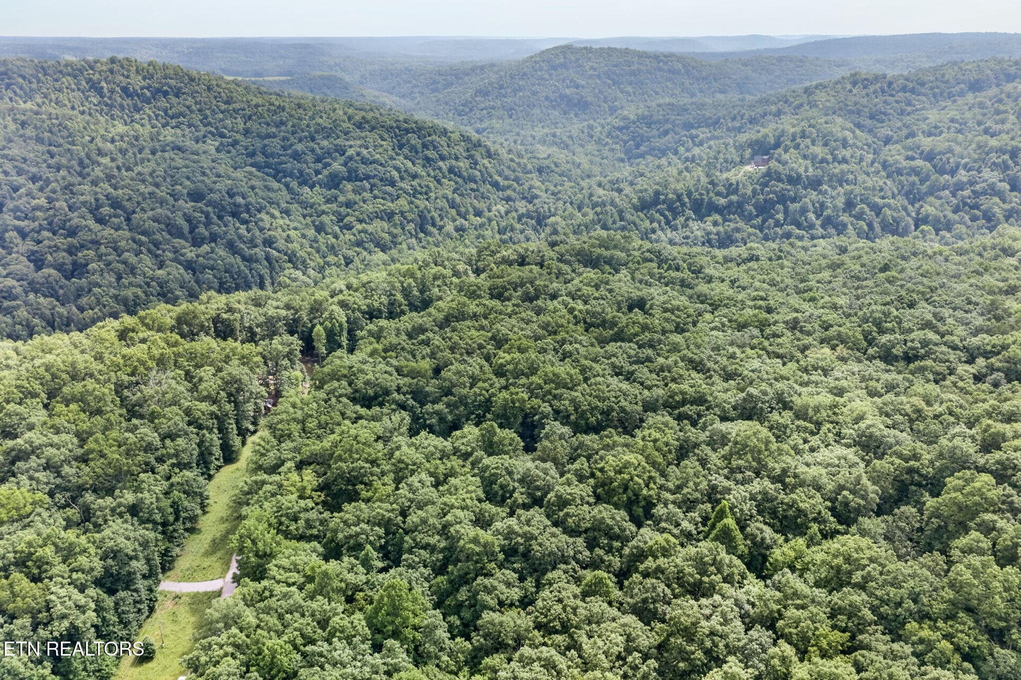 6-web-or-mls-4207 Chapel Hill Rd_021_TNP - 4207 Chapel Hill Rd, Crawford, TN 38554