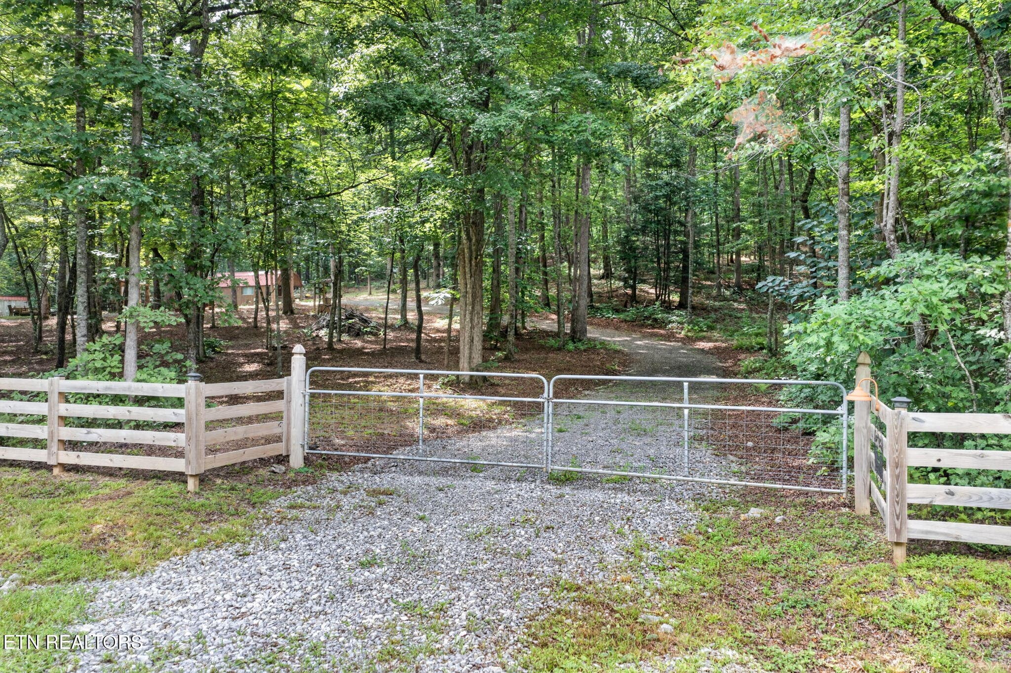 7-web-or-mls-4207 Chapel Hill Rd_030_TNP - 4207 Chapel Hill Rd, Crawford, TN 38554