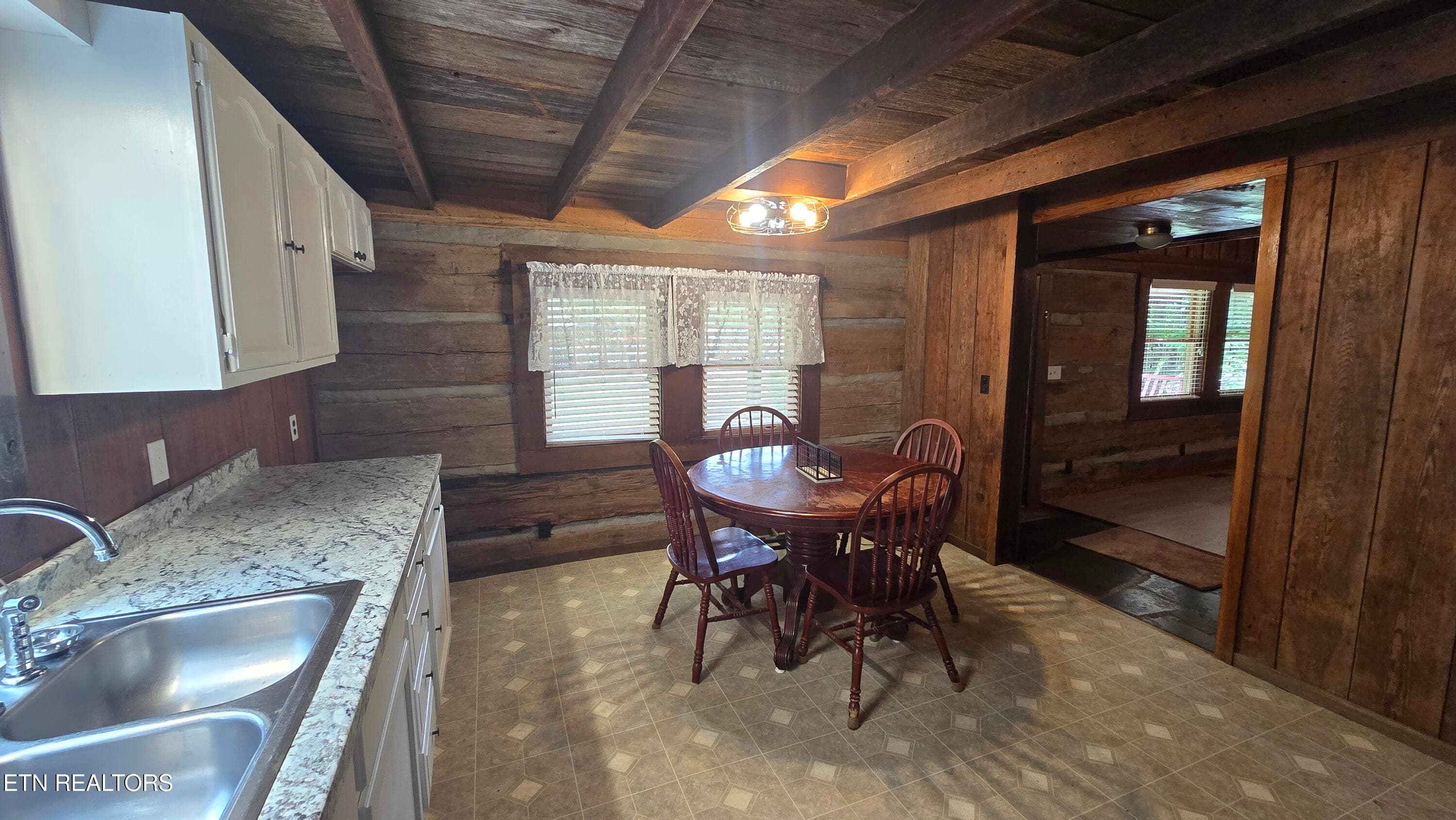 Kitchen - 5494 Lone Mountain Rd, New Tazewell, TN 37825