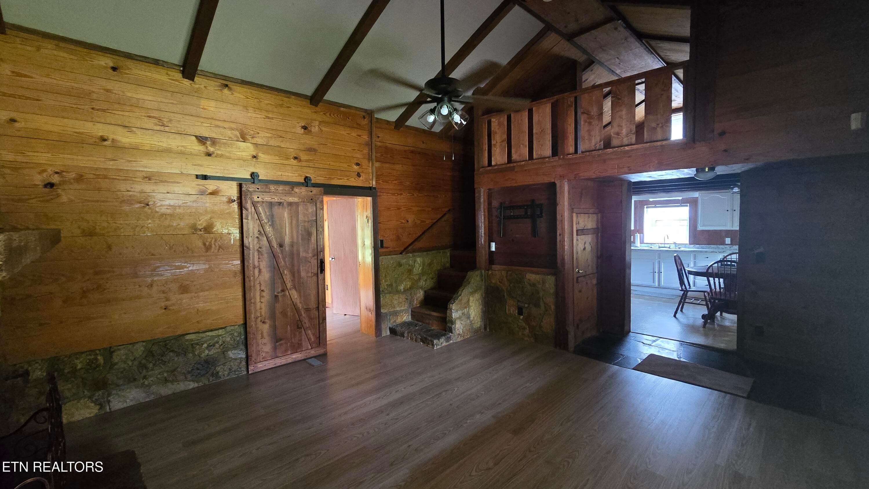Family Room - 5494 Lone Mountain Rd, New Tazewell, TN 37825