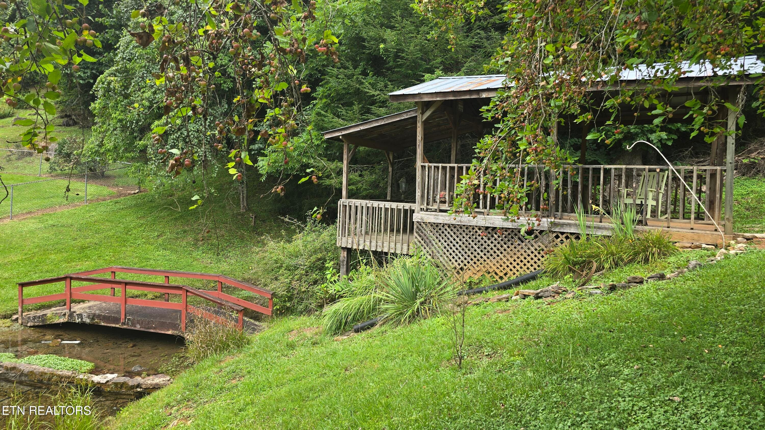 Spring Pavillion - 5494 Lone Mountain Rd, New Tazewell, TN 37825