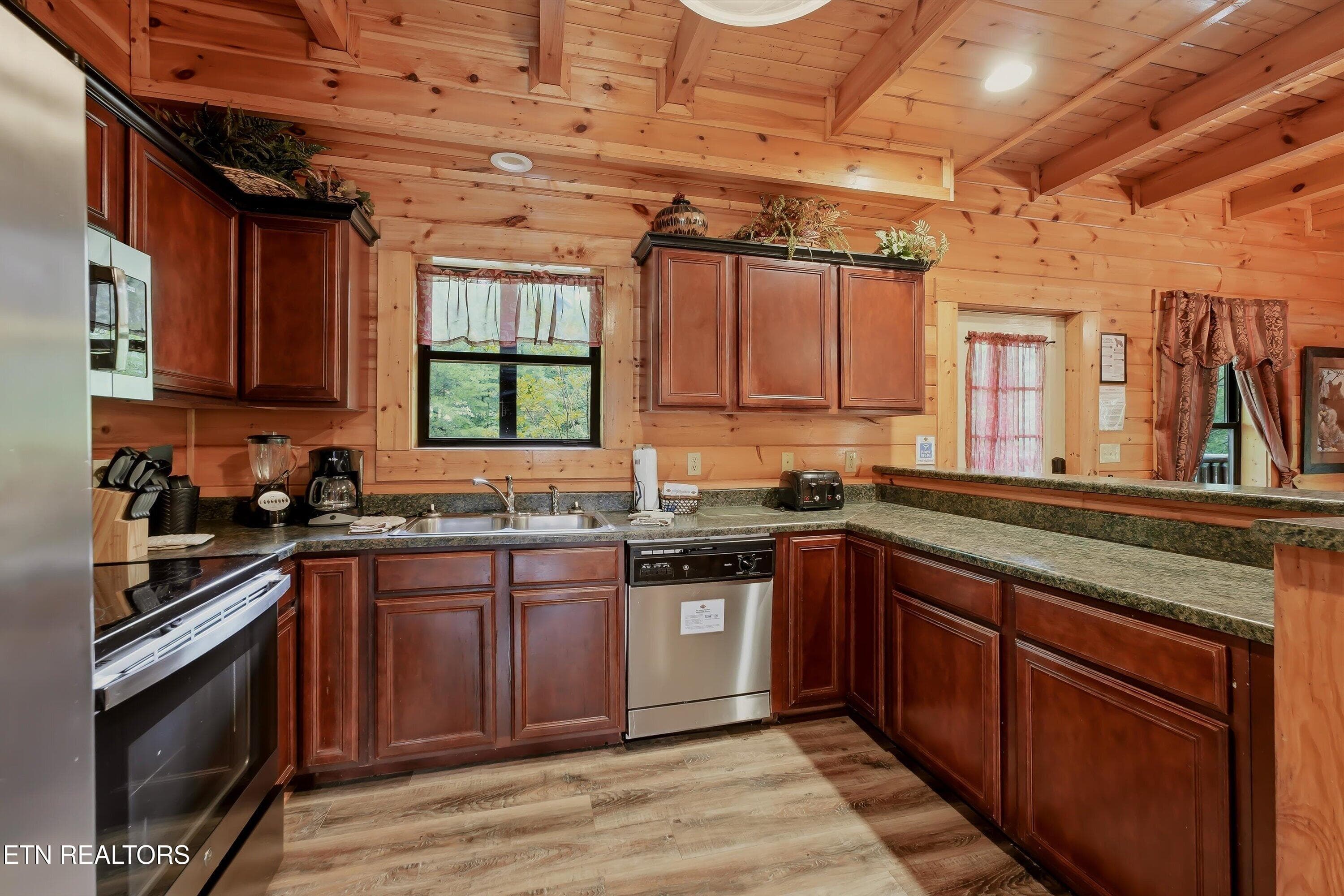 15-1742 Elk Way-15 - 1742 Elk Springs Way, Gatlinburg, TN 37738, Gatlinburg