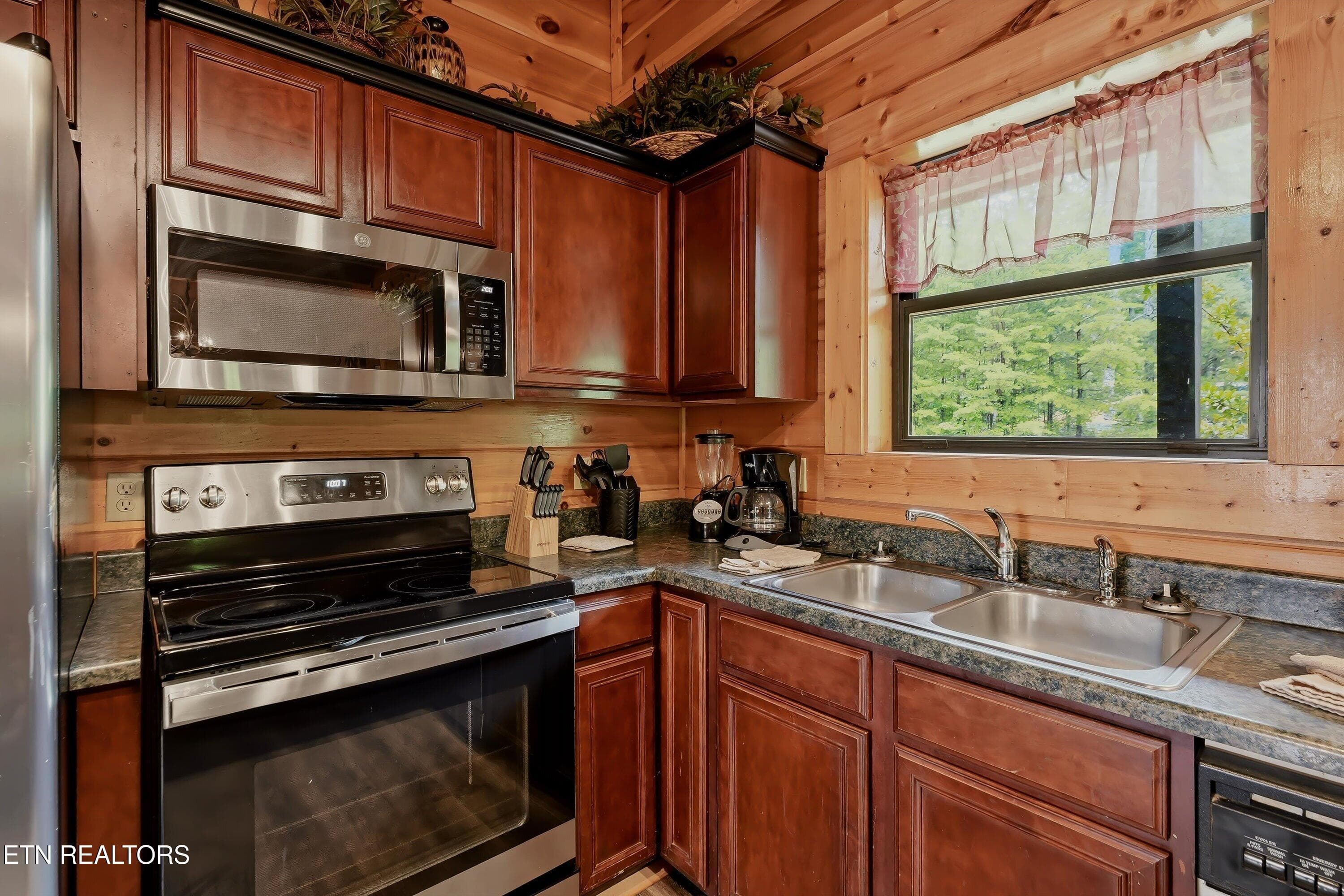 16-1742 Elk Way-16 - 1742 Elk Springs Way, Gatlinburg, TN 37738, Gatlinburg
