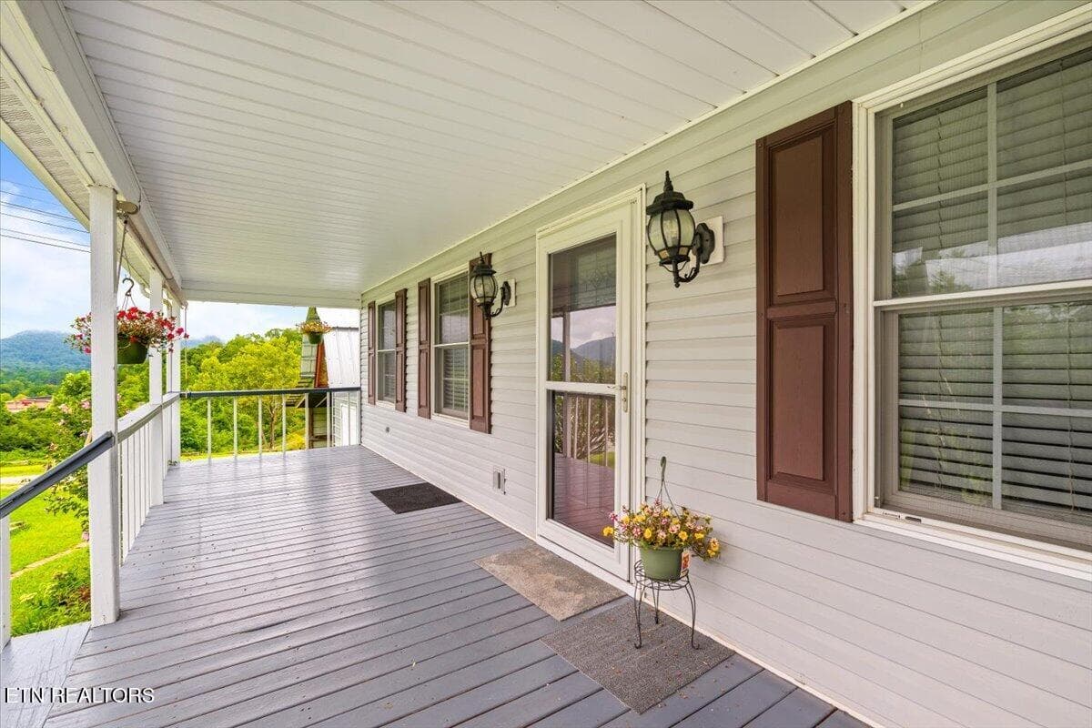 12-219 Patty Hill Rd - 219 Patty Hill Rd, Caryville, TN 37714, Caryville