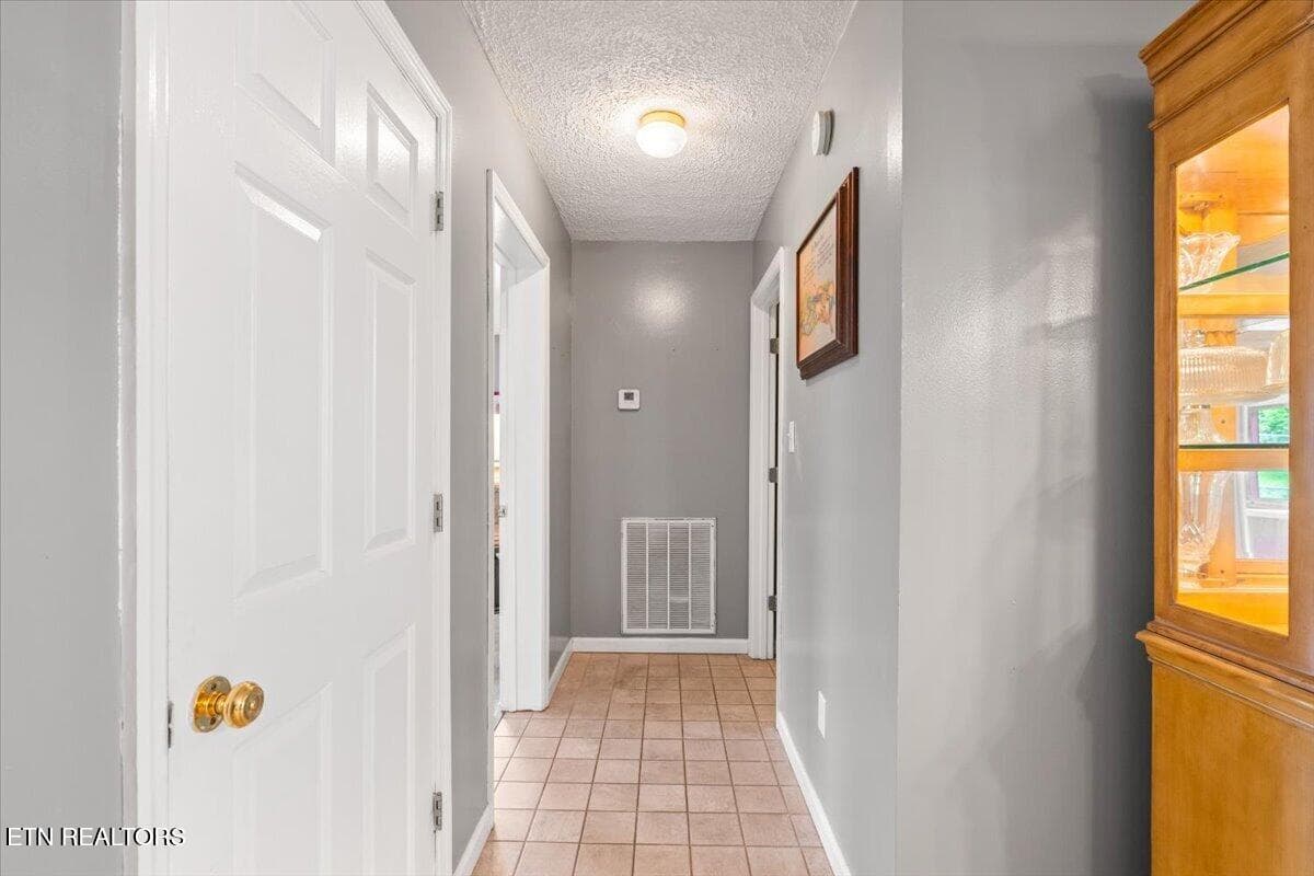 24-219 Patty Hill Rd - 219 Patty Hill Rd, Caryville, TN 37714, Caryville
